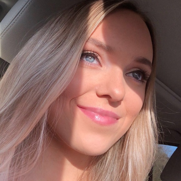 about me!! - Picture 2 of 3